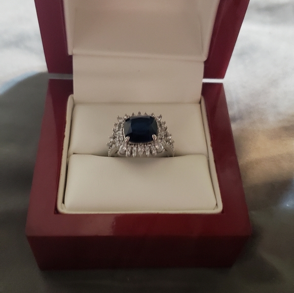 Ladies fashion blue sapphire & whsapphire ri.  New - Picture 3 of 12